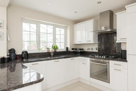 17a Elm Way, Epsom, KT19 0HB