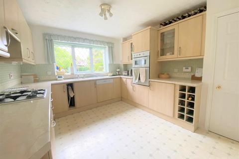 5 bedroom house for sale - Greaves Close, Warwick