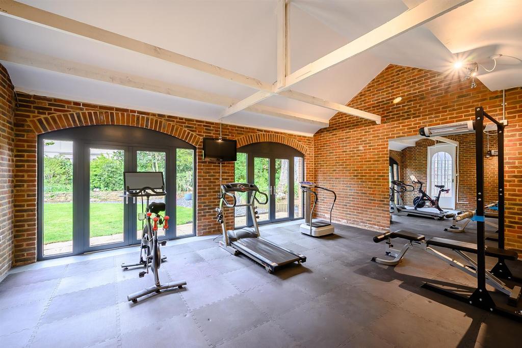 8501171-interior20.jpg