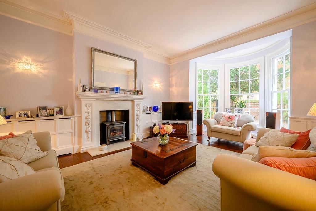 8501171-interior32.jpg