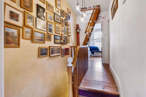 15 Larkbere Road, London, SE26 4HA