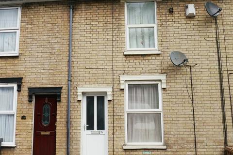 3 bedroom terraced house to rent, Burrell Road, Suffolk IP2
