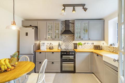 4 Appletree Walk, Chesham, HP5 1SY