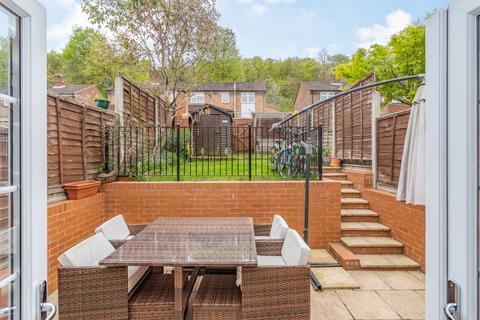 4 Appletree Walk, Chesham, HP5 1SY