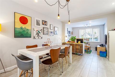 64 Eastcote Road, Ruislip, HA4 8DH