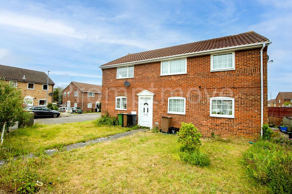 Bunting Road Luton LU4 0UU Studio £600 pcm (£138 pw)