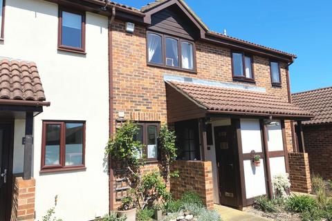 23 Fitzrobert Place, Egham, TW20 9JS