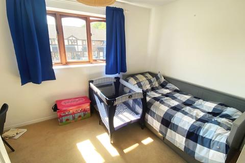 23 Fitzrobert Place, Egham, TW20 9JS