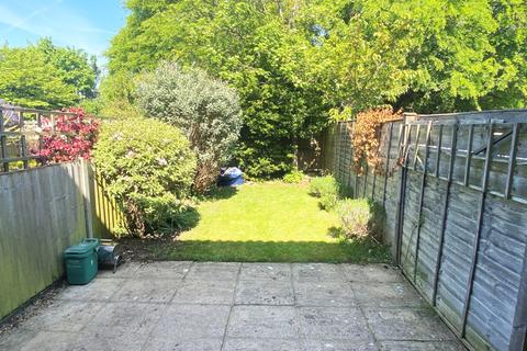 23 Fitzrobert Place, Egham, TW20 9JS