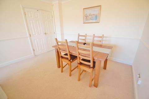 2 bedroom apartment to rent, Maple Court, 41-43 Station Road, Gerrards Cross, Buckinghamshire, SL9