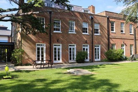 1 bedroom apartment to rent - Clare Hall Manor, Ridge Village, South Mimms, EN6