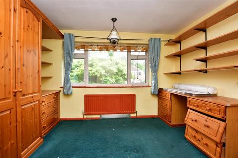 34 The Spinney, Sidcup, DA14 5NF