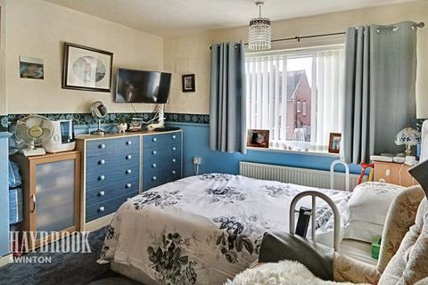 12 Elliott Close, Wath Upon Dearne, Rotherham, S63 6PB
