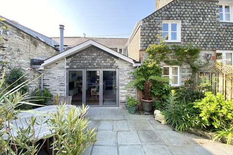 40a High Street, Padstow, PL28 8BB