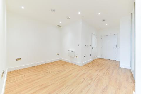 Studio to rent - Westgate House, Ealing, London, W5