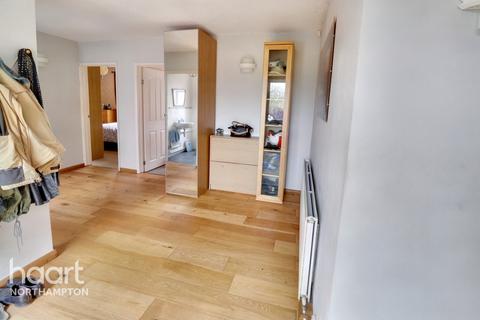 30 Grafton View, Wootton, Northampton, NN4 6HQ