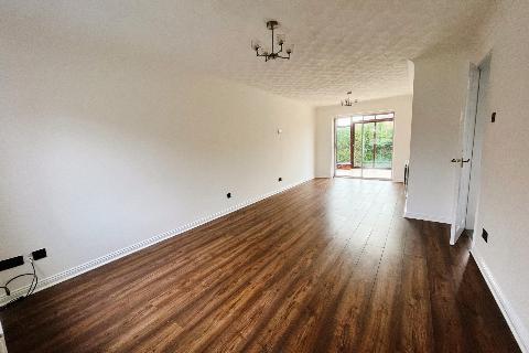 85 Brougham Court, Peterlee, SR8 1PS