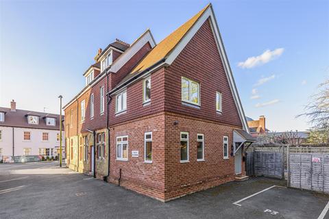 3, Peachey House Bepton Road, Midhurst, GU29 9LU