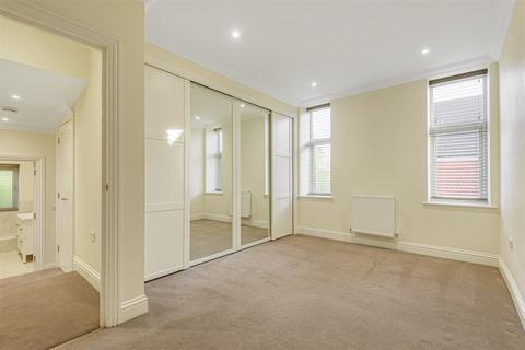 3, Peachey House Bepton Road, Midhurst, GU29 9LU