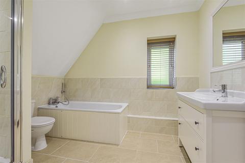 3, Peachey House Bepton Road, Midhurst, GU29 9LU