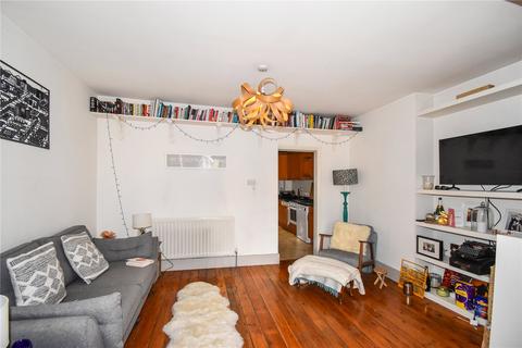 1 bedroom apartment for sale, Hampton Road, Strawberry Hill, Twickenham, TW2