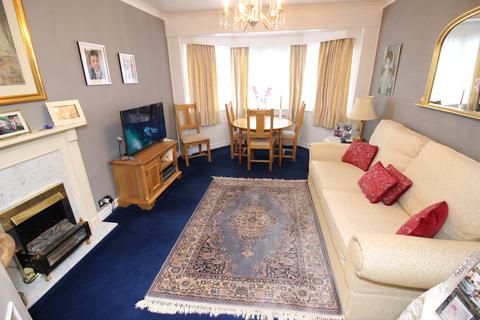 Flat 42, Park Road House Park Road, Kingston Upon Thames, KT2 6DG