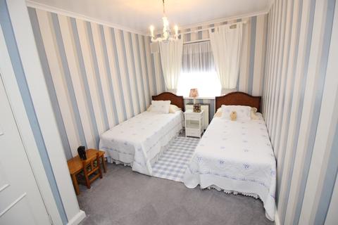 Flat 42, Park Road House Park Road, Kingston Upon Thames, KT2 6DG