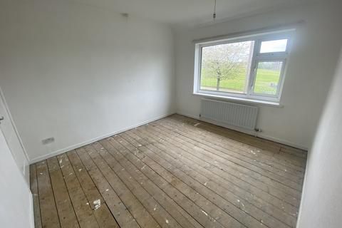 235 Broadstone Way, Bradford, BD4 9HL