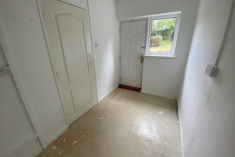 235 Broadstone Way, Bradford, BD4 9HL