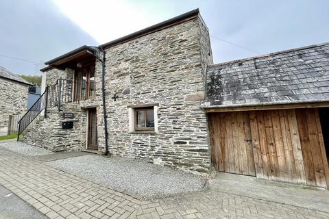 3 bedroom barn conversion to rent, Townlake PL19