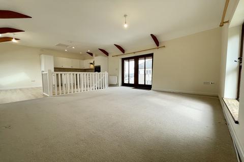 3 bedroom barn conversion to rent, Townlake PL19