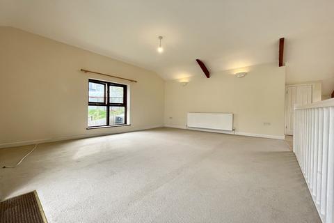 3 bedroom barn conversion to rent, Townlake PL19