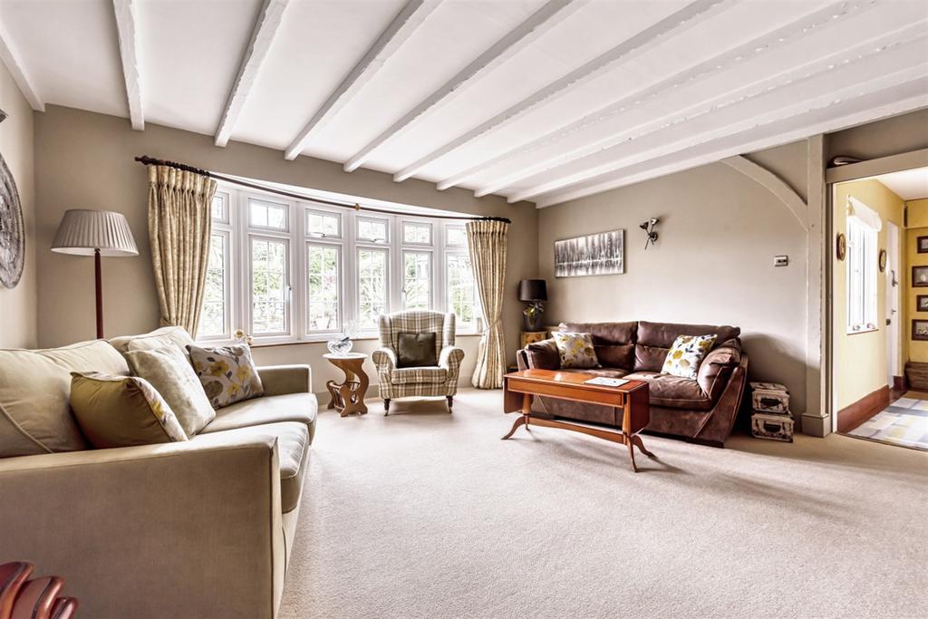Mill Road, West Chiltington, RH20 3 bed semidetached house £650,000