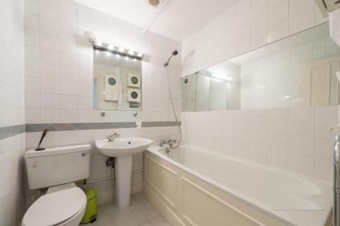 1 bedroom flat to rent, Sinclair Road, London W14