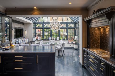 Red Brick House, 1b Randolph Road, London, W9 1AN