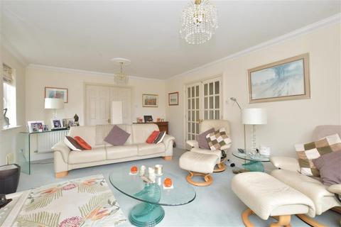 18a Broadmark Lane, Rustington, Littlehampton, BN16 2HJ