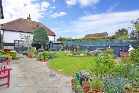 18a Broadmark Lane, Rustington, Littlehampton, BN16 2HJ