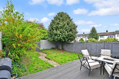 17 Darenth Road, Welling, DA16 3EG