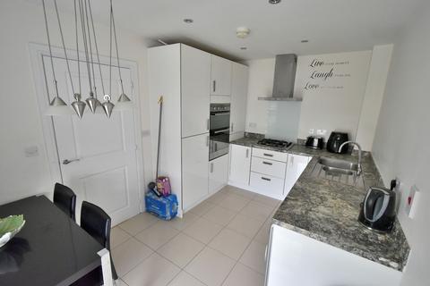58 Claypit Lane, West Bromwich, B70 9UN