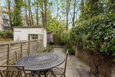 150a Ravensbury Road, London, SW18 4RU
