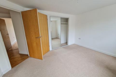 2 bedroom flat to rent, Stevenage Road, Hitchin, SG4