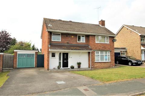 4 bedroom detached house for sale - Bayfield Avenue, Frimley, Camberley, Surrey, GU16