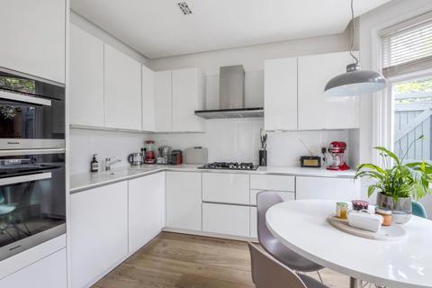 9 Wickliffe Avenue, London, N3 3EL