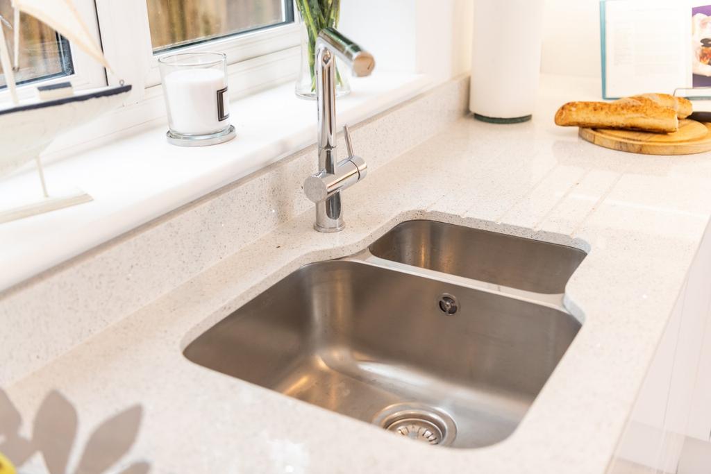 Kitchen Sink Unit