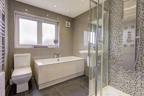 2 Moreton Close, Cheshunt, Waltham Cross, EN7 6LX