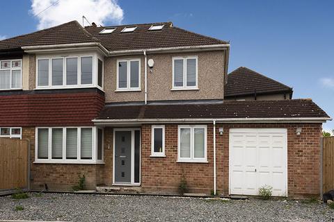 2 Moreton Close, Cheshunt, Waltham Cross, EN7 6LX