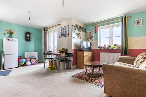 2 bedroom flat for sale - Swindon,  Swindon,  SN3