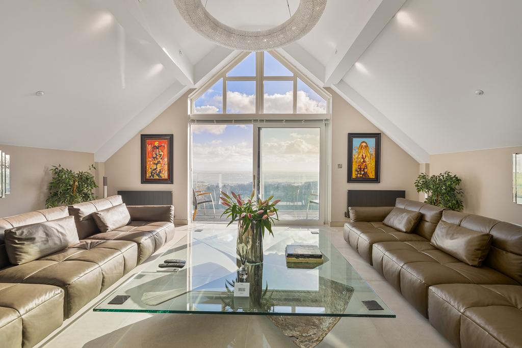 The penthouse, the Ryddings Birtle Road BL9 6 UT-37