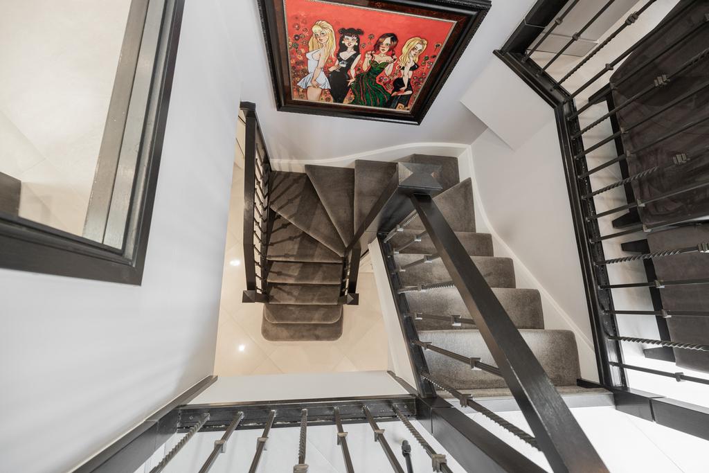 The penthouse, the Ryddings Birtle Road BL9 6 UT-15