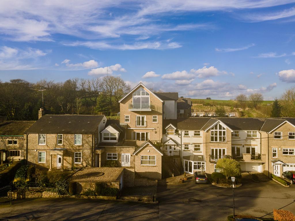 The penthouse, the Ryddings Birtle Road BL9 6 UT-59